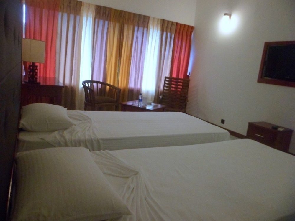 Milano Grand Hotel ดัมบูลลา ภายนอก รูปภาพ